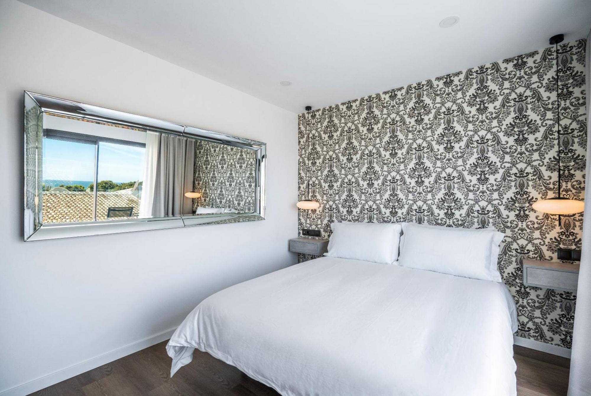 The Orange House Boutique Hotel And Upstairs Rooftop Bar Center Of La Cala De Mijas 100M From The Beach Exterior foto