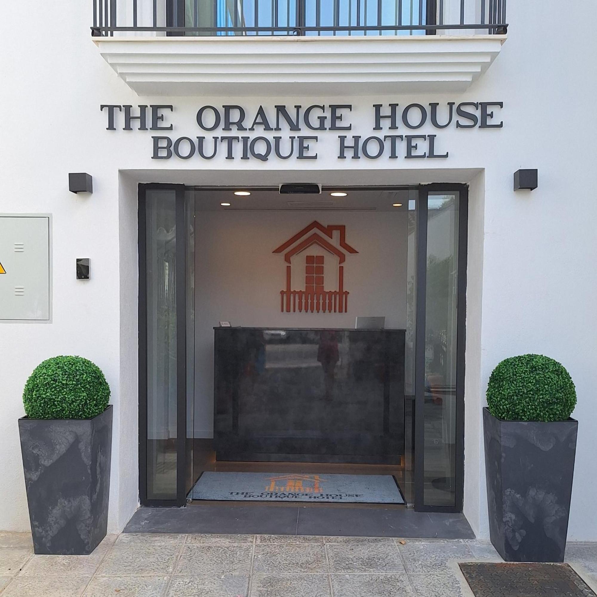 The Orange House Boutique Hotel And Upstairs Rooftop Bar Center Of La Cala De Mijas 100M From The Beach Exterior foto